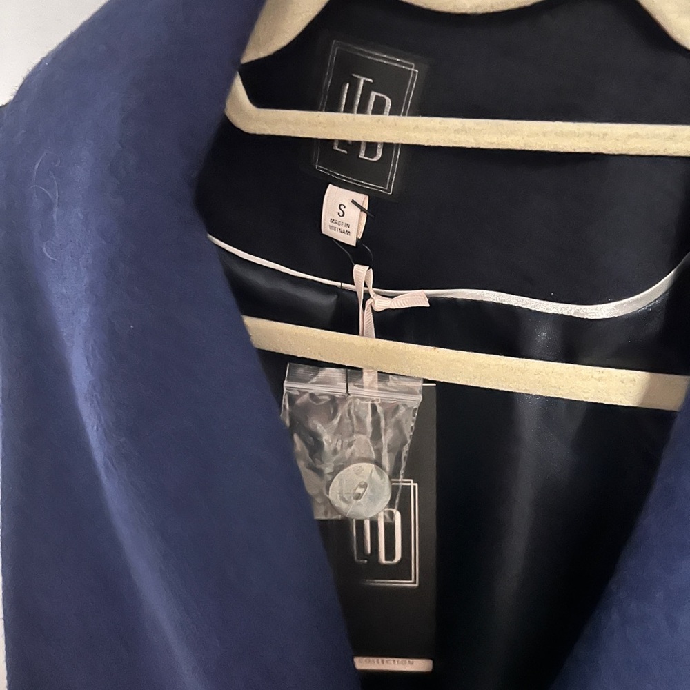 NWT $229 LTD Luxe Collection Navy Shawl Collar Peacoat Limited 
Sz S - Picture 5 of 7